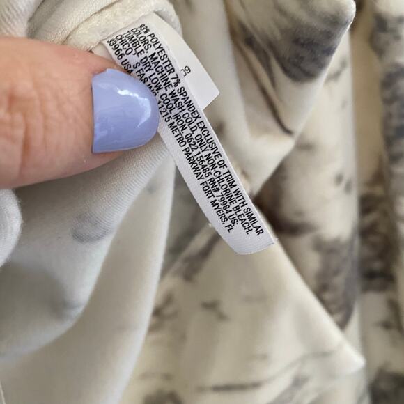 Soma Weekend Velvet Pajamas Set White Gray Marble Womens Size Small - Picture 7 of 13